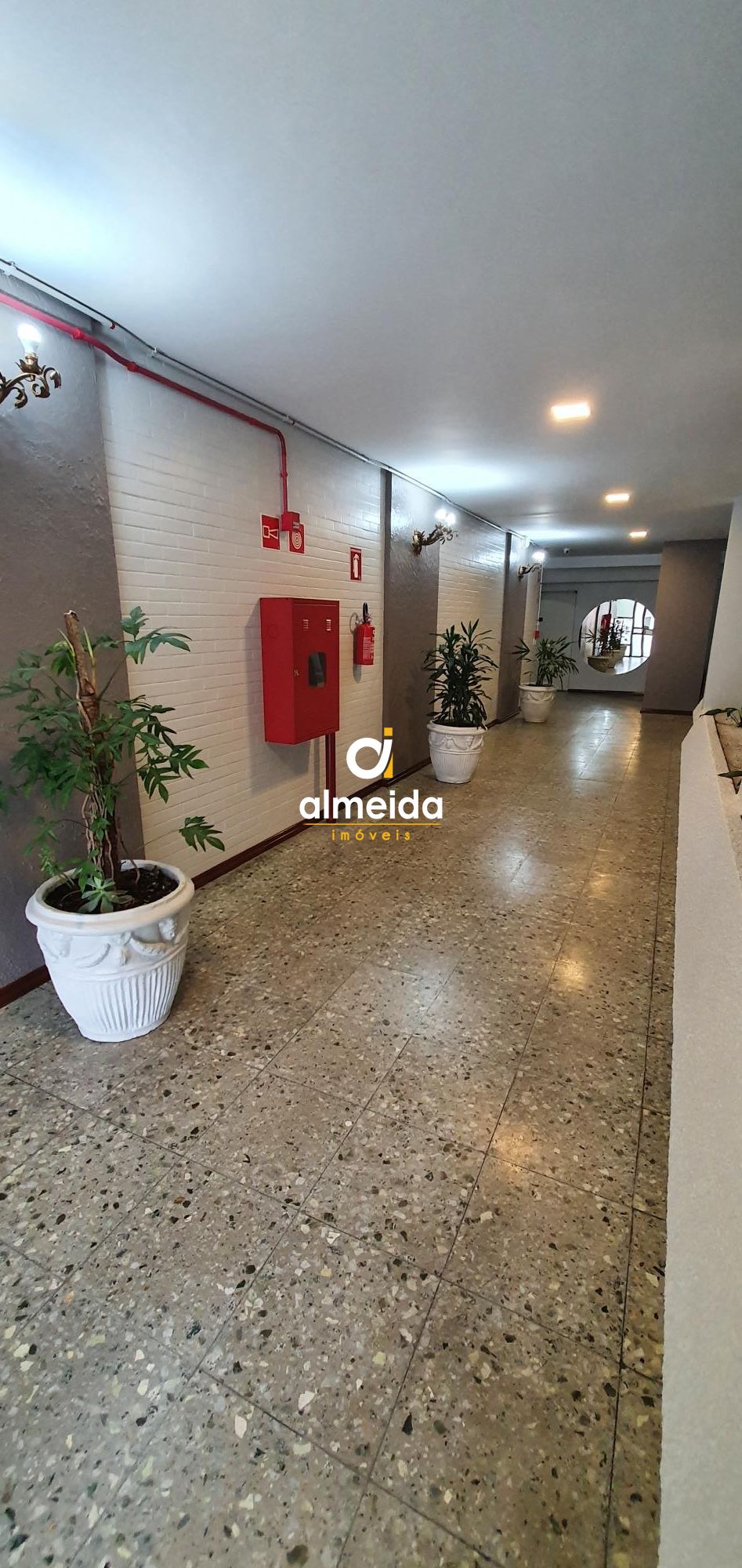 Apartamento à venda com 2 quartos, 73m² - Foto 23