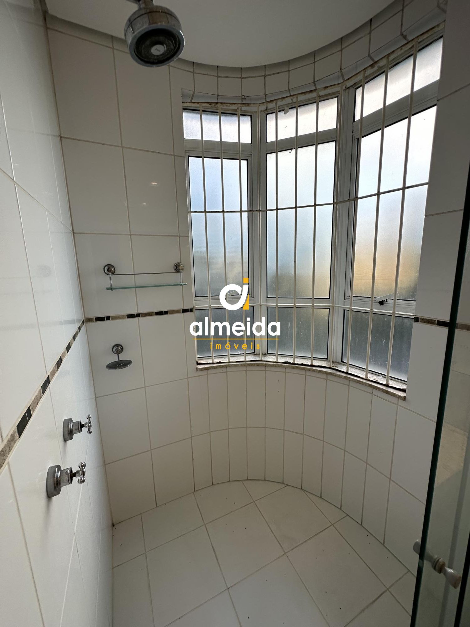 Apartamento à venda com 3 quartos, 221m² - Foto 68