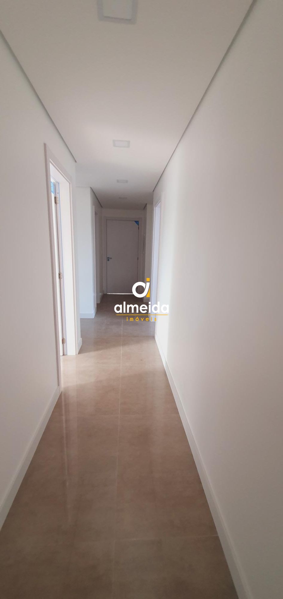 Apartamento à venda com 3 quartos, 259m² - Foto 27