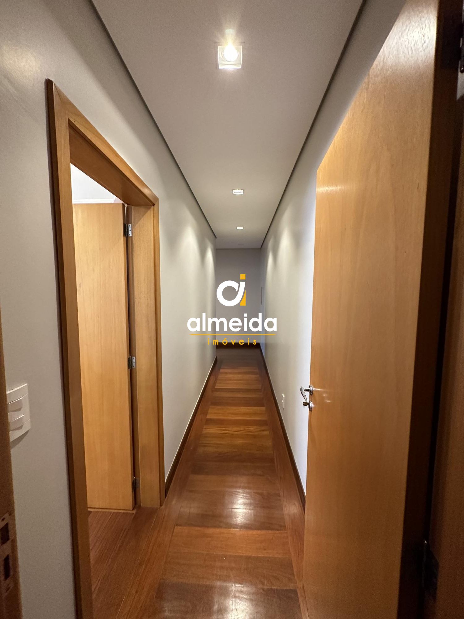 Apartamento à venda com 3 quartos, 221m² - Foto 45