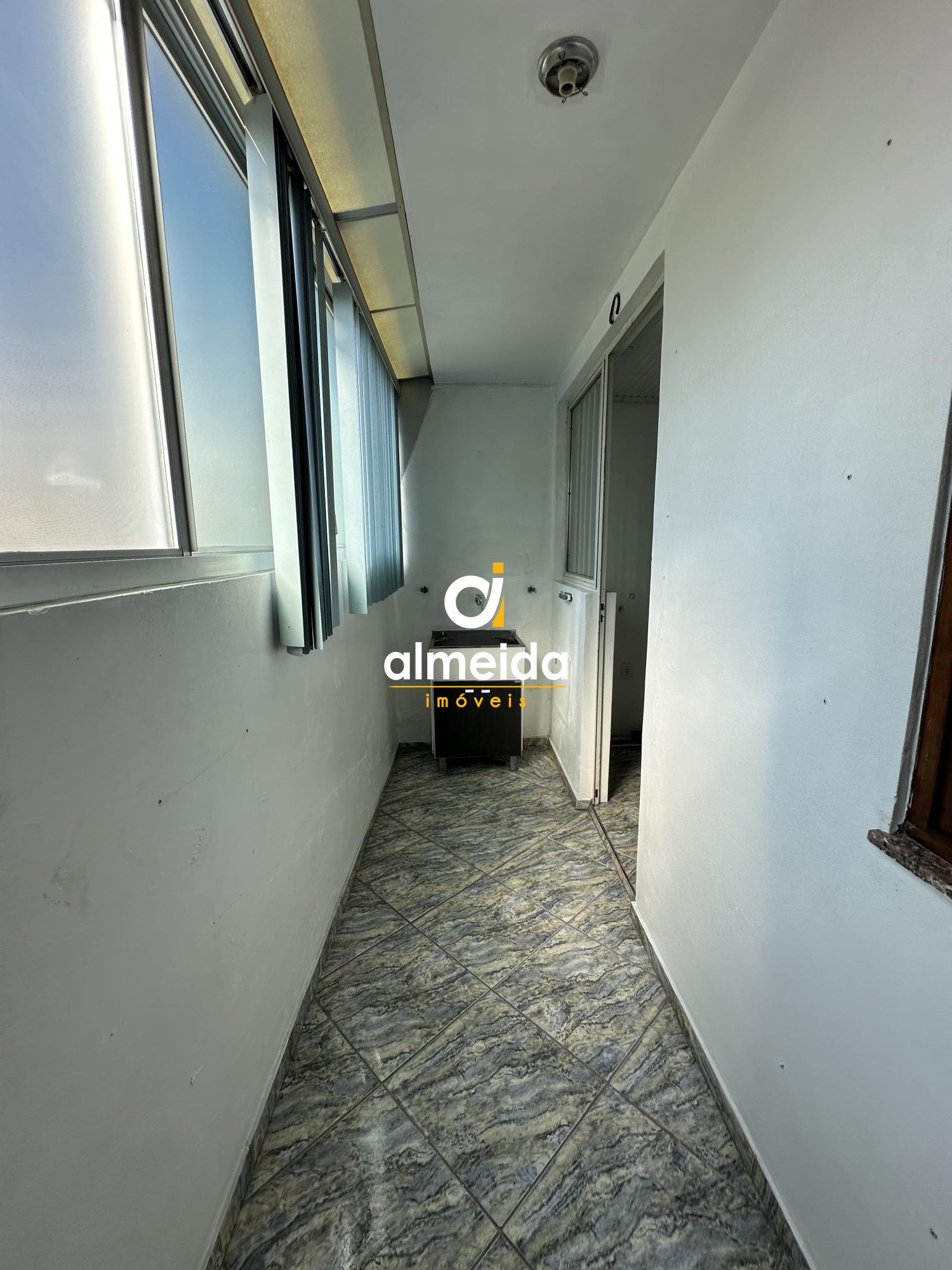 Apartamento para alugar com 3 quartos, 130m² - Foto 21