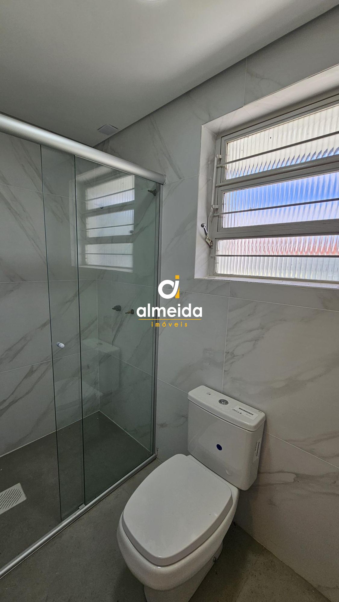 Casa à venda com 3 quartos, 300m² - Foto 42