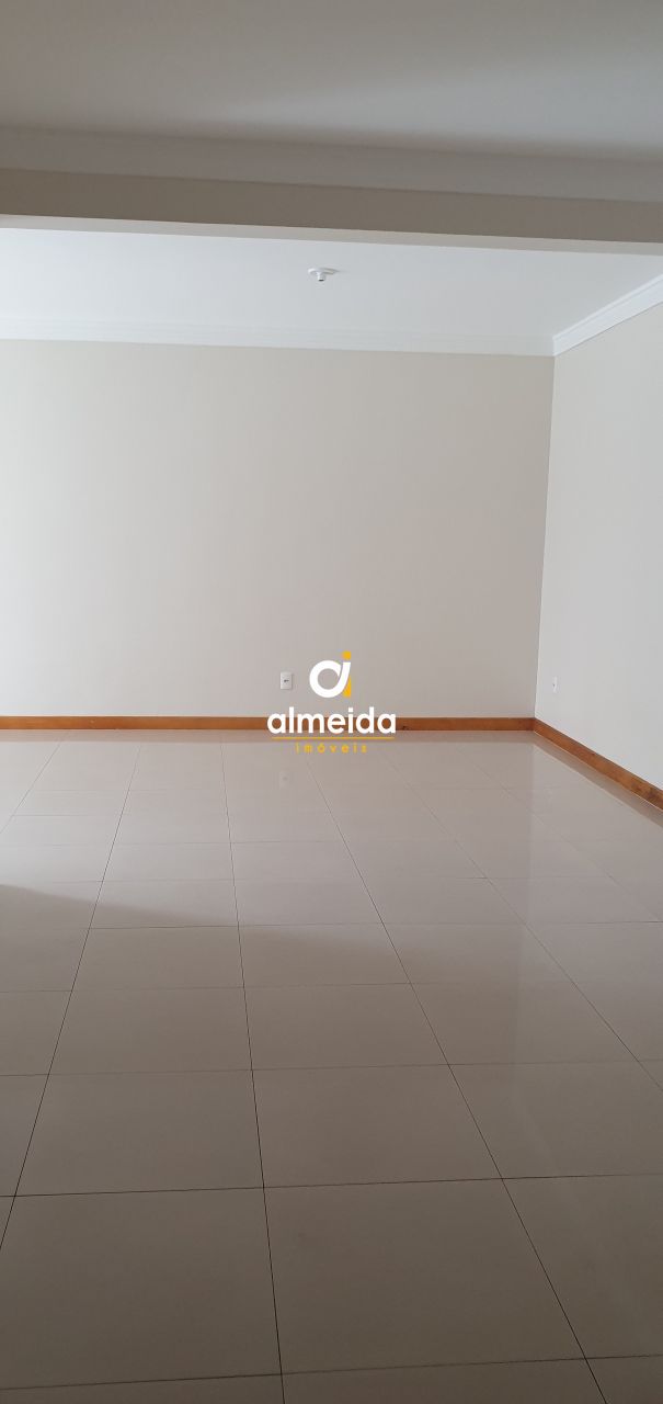 Apartamento à venda com 3 quartos, 127m² - Foto 11