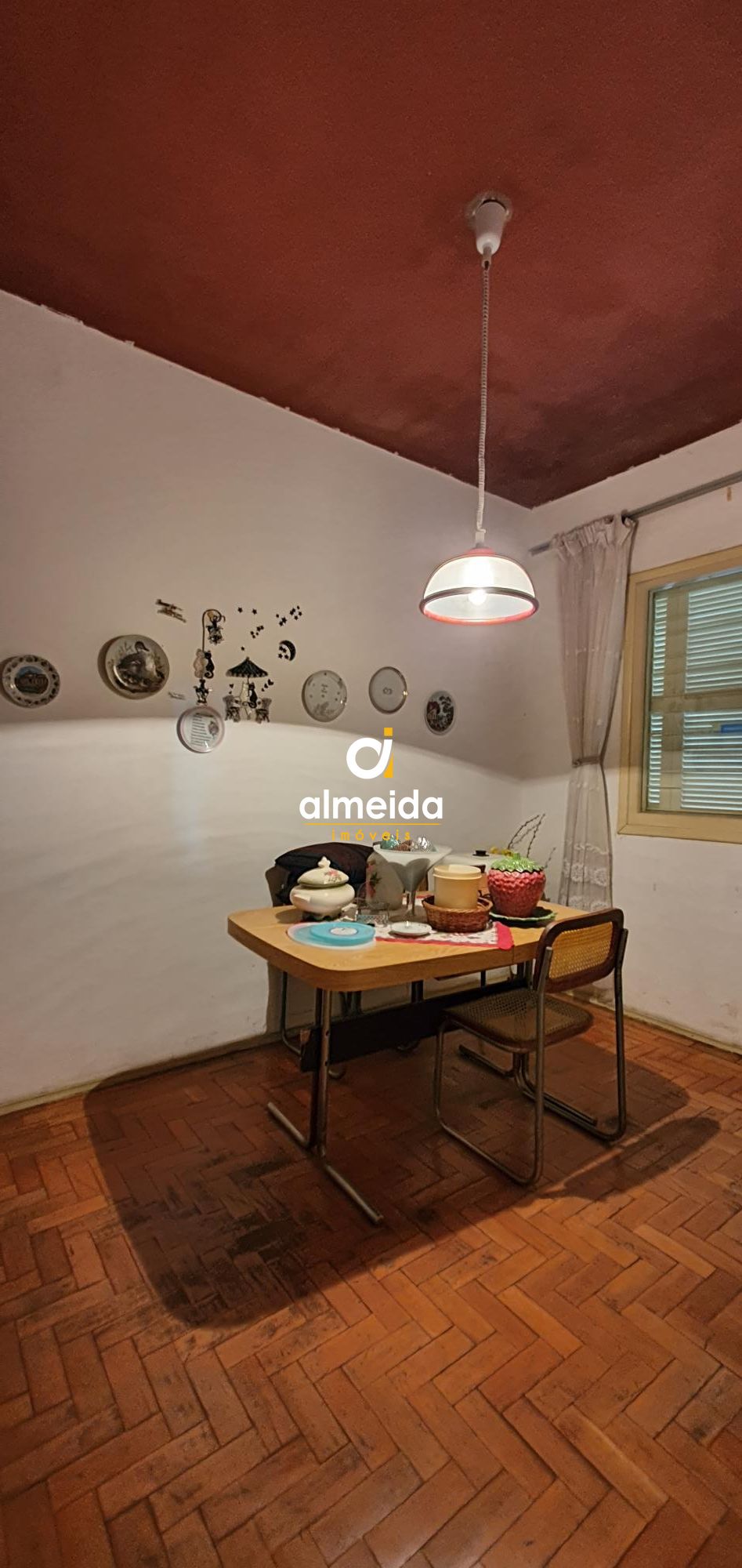 Casa com 4 Dormitórios à venda, 203 m² por R$ 1.000.000,00 Casa com 4 Dormitórios à venda, 203 m² por R$ 1.000.000,00