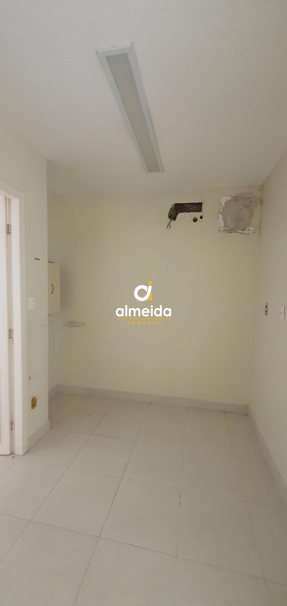 Conjunto Comercial-Sala para alugar com 3 quartos, 139m² - Foto 20