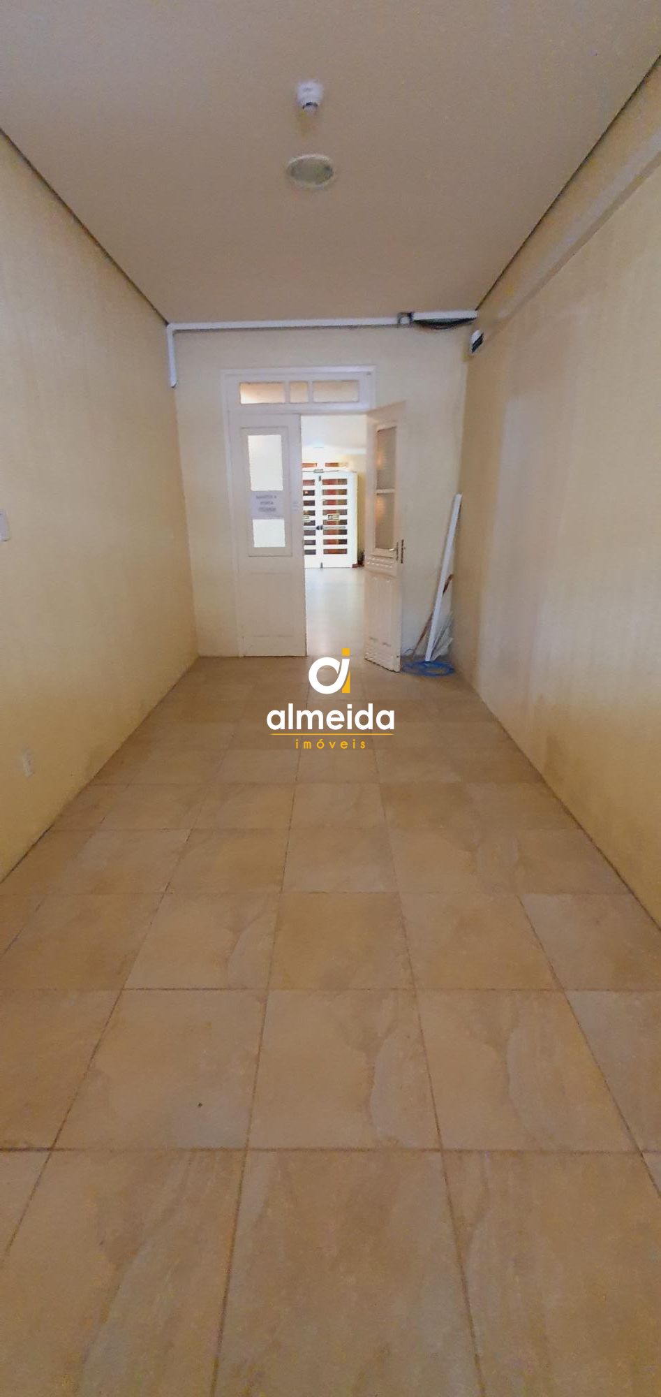 Prédio Inteiro para alugar com 8 quartos, 1332m² - Foto 27