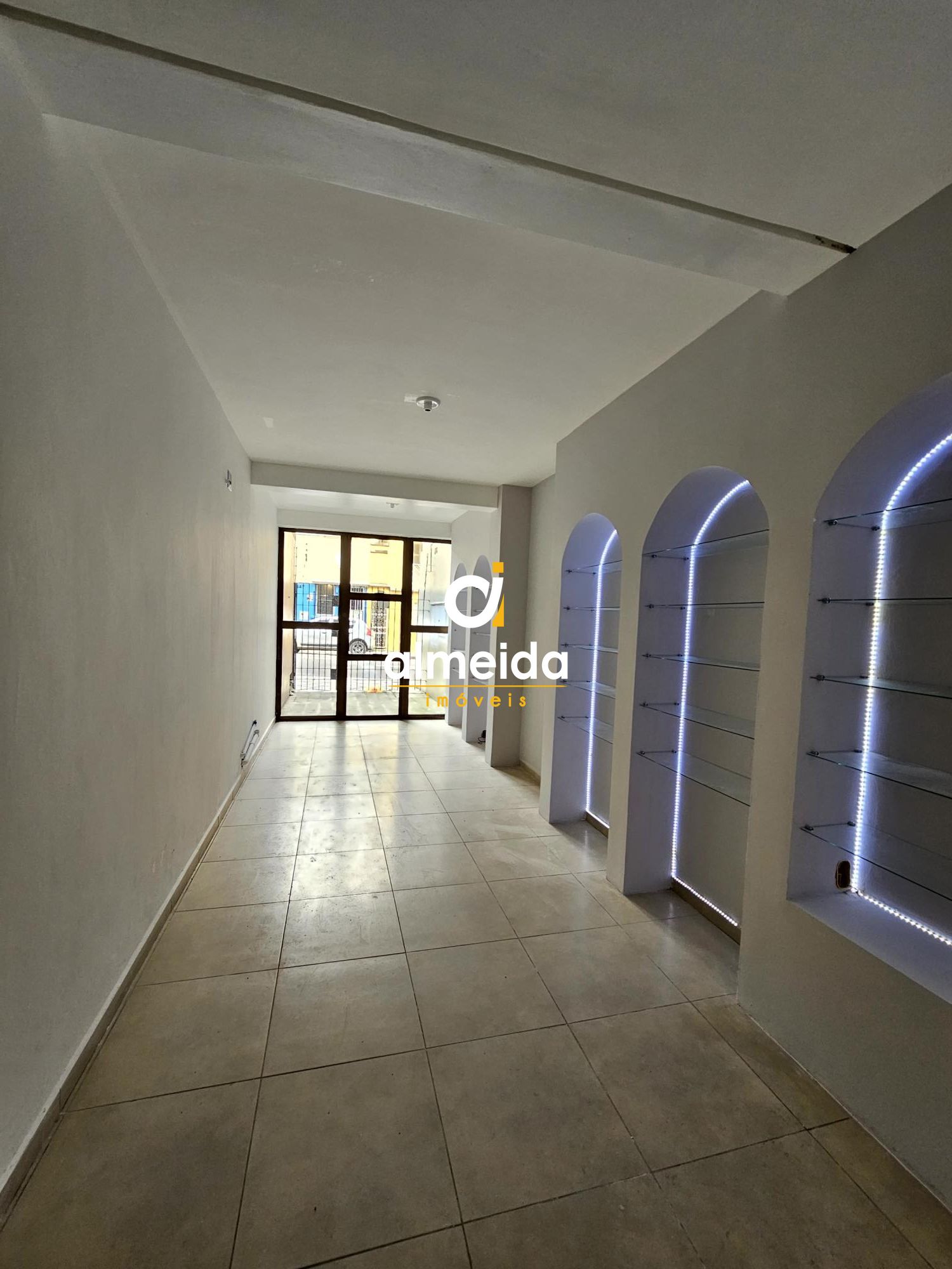 Loja-Salão à venda e aluguel com 2 quartos, 185m² - Foto 11