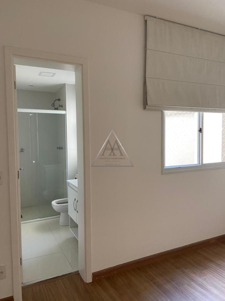 Apartamento à venda com 4 quartos, 235m² - Foto 4