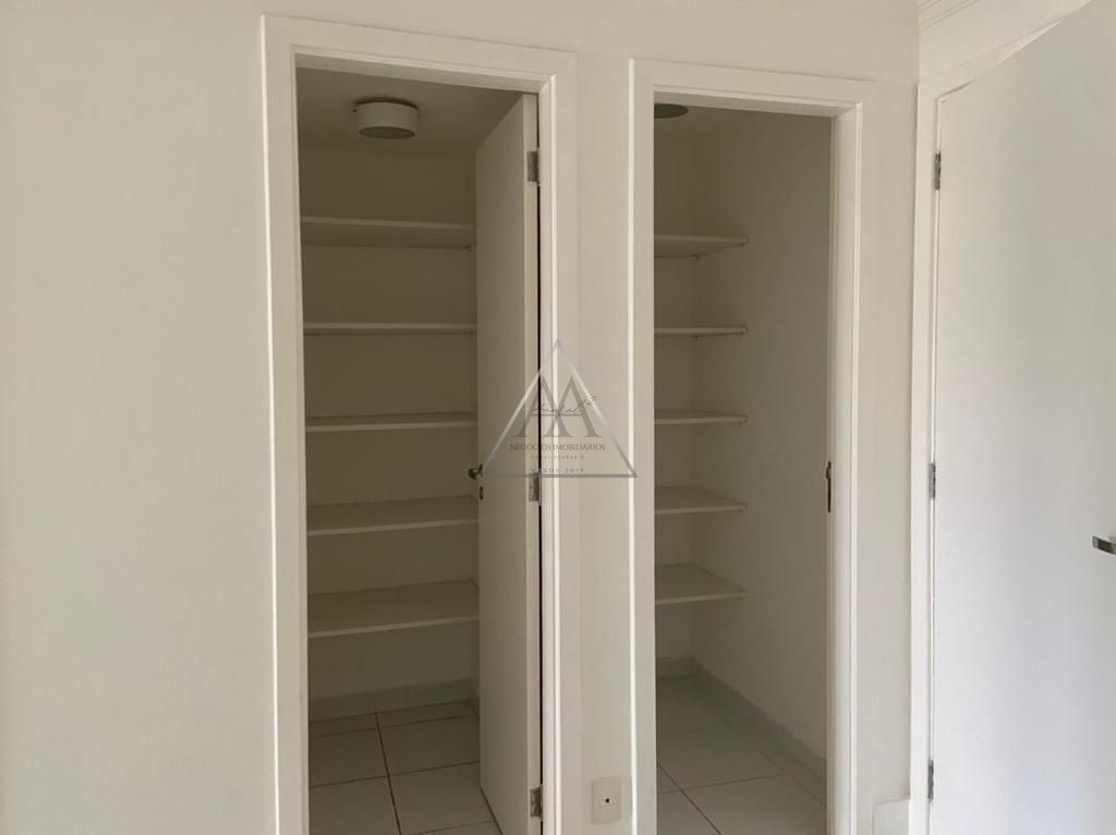 Apartamento à venda com 4 quartos, 235m² - Foto 8