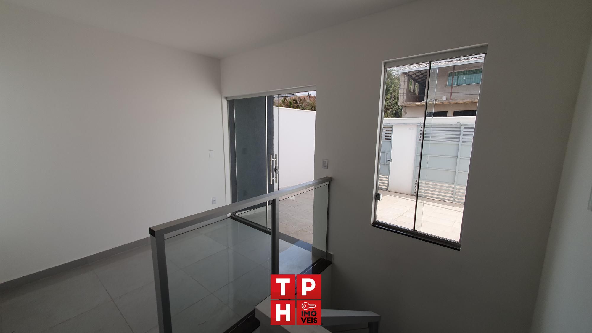 Casa à venda com 3 quartos, 93m² - Foto 4