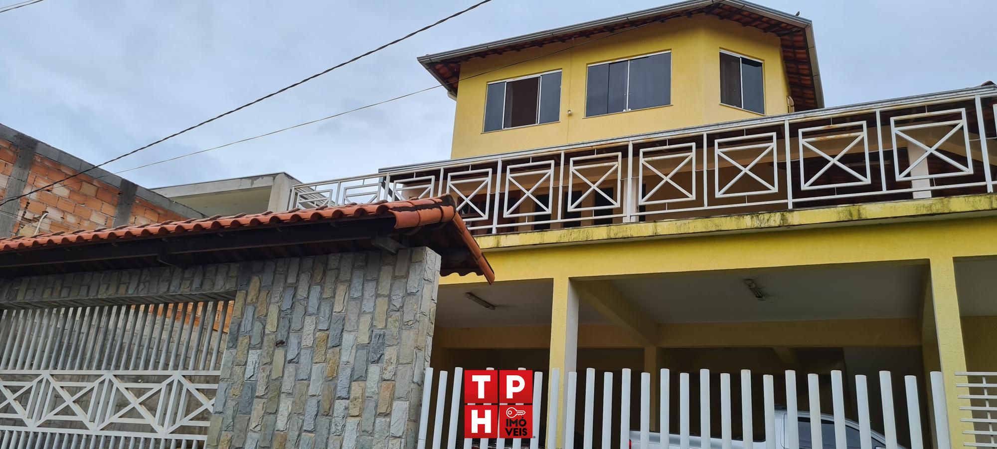 Casa de Condomínio à venda com 4 quartos, 350m² - Foto 2