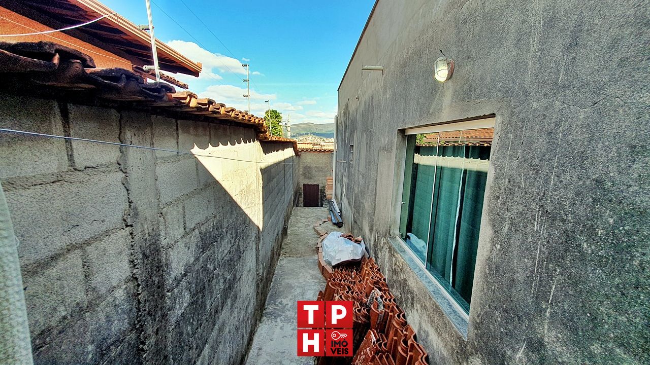 Casa à venda com 3 quartos, 100m² - Foto 13