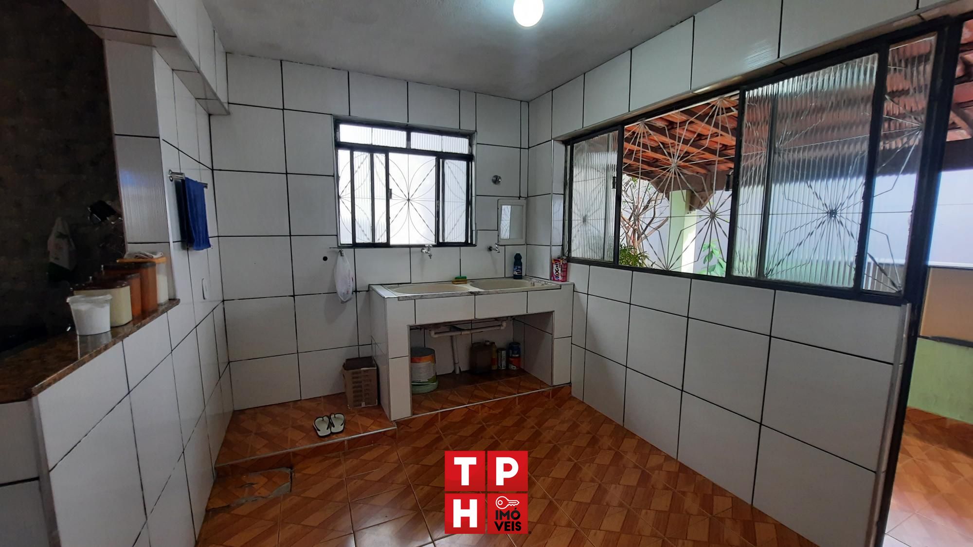 Casa à venda com 3 quartos, 173m² - Foto 3