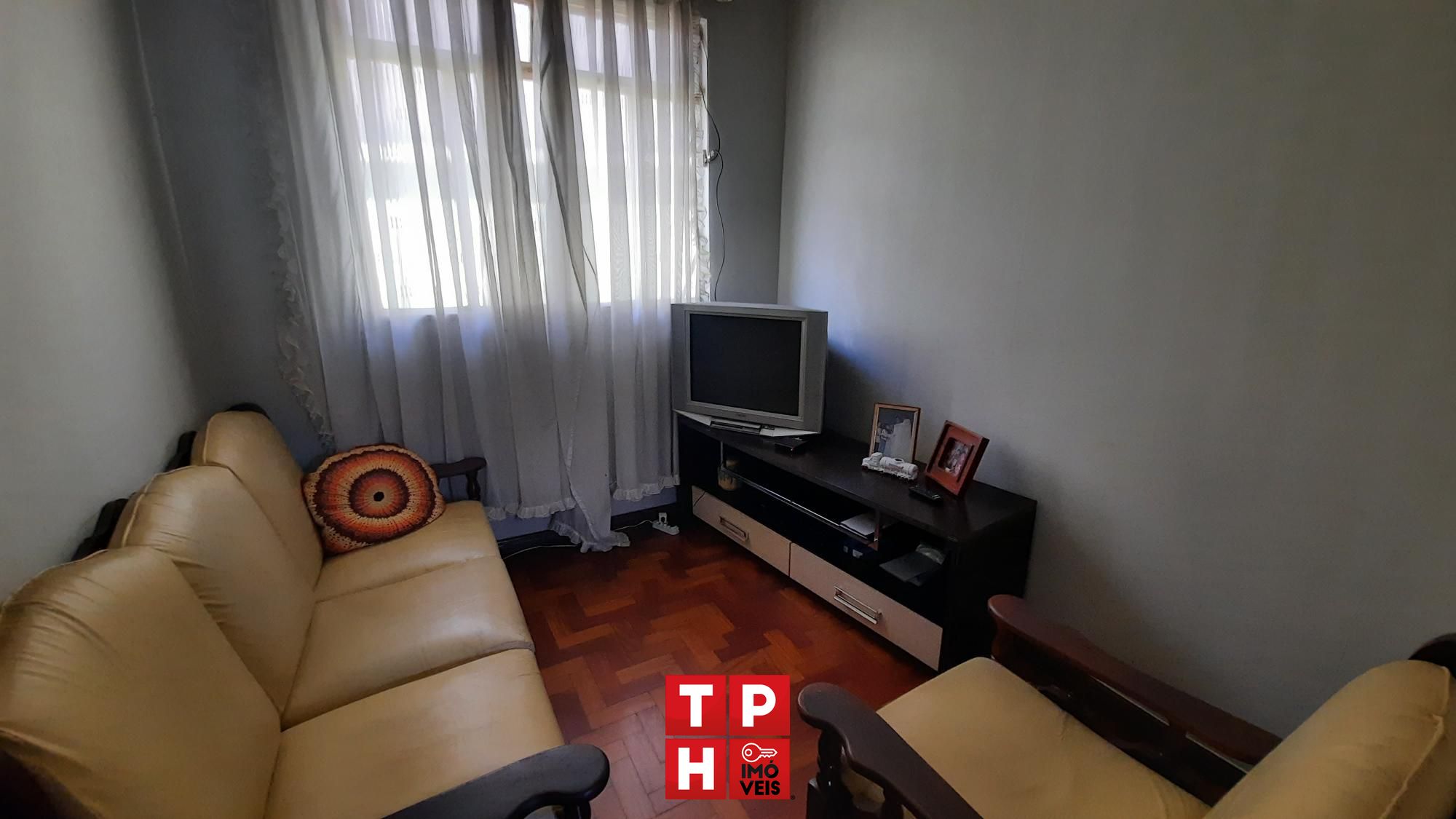 Casa à venda com 4 quartos, 235m² - Foto 3