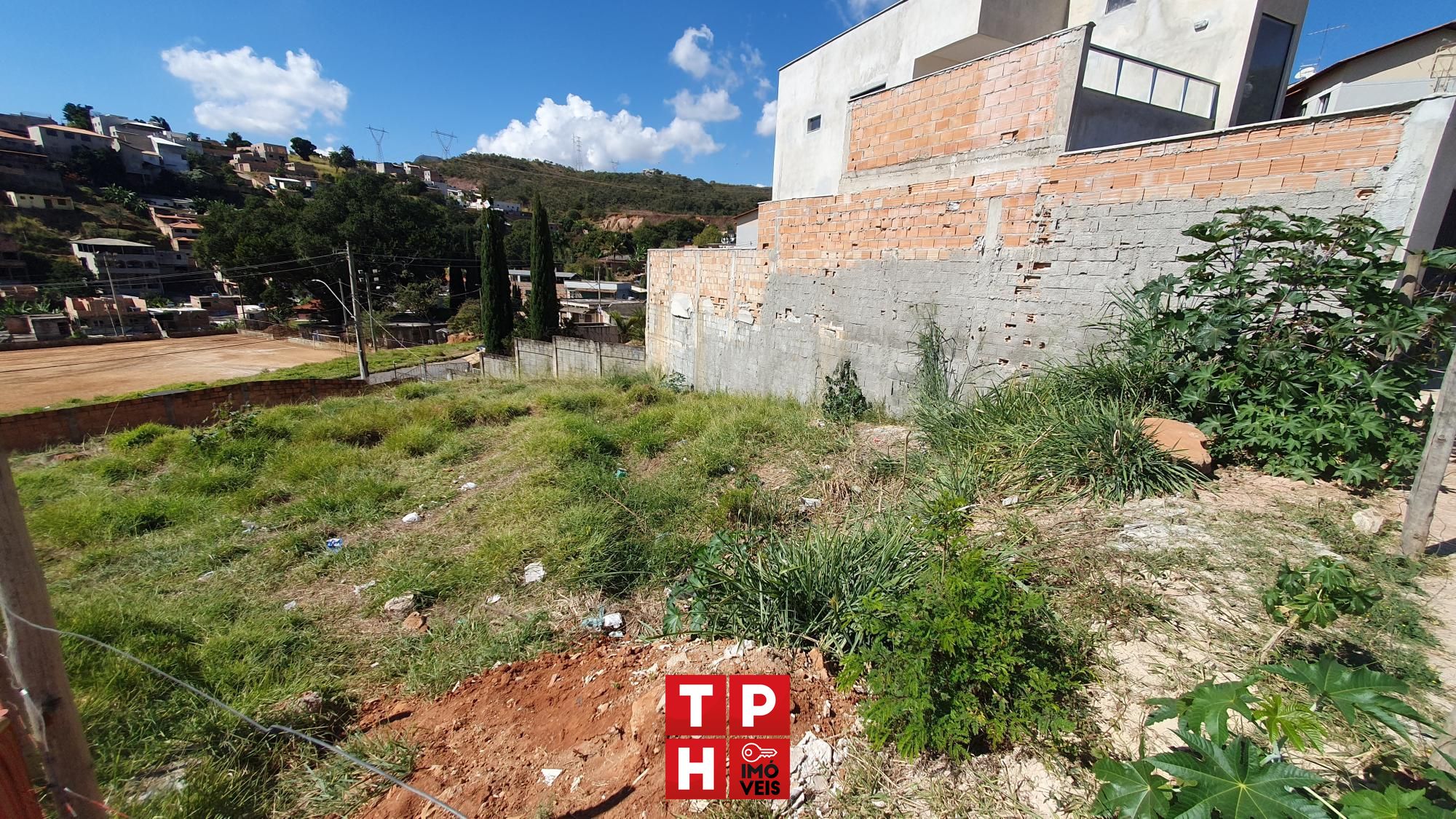 Terreno à venda, 325m² - Foto 1