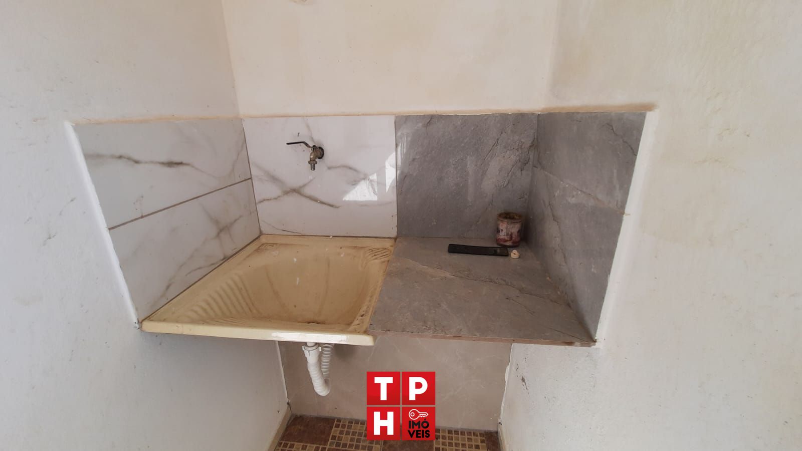 Casa à venda com 2 quartos, 200m² - Foto 18