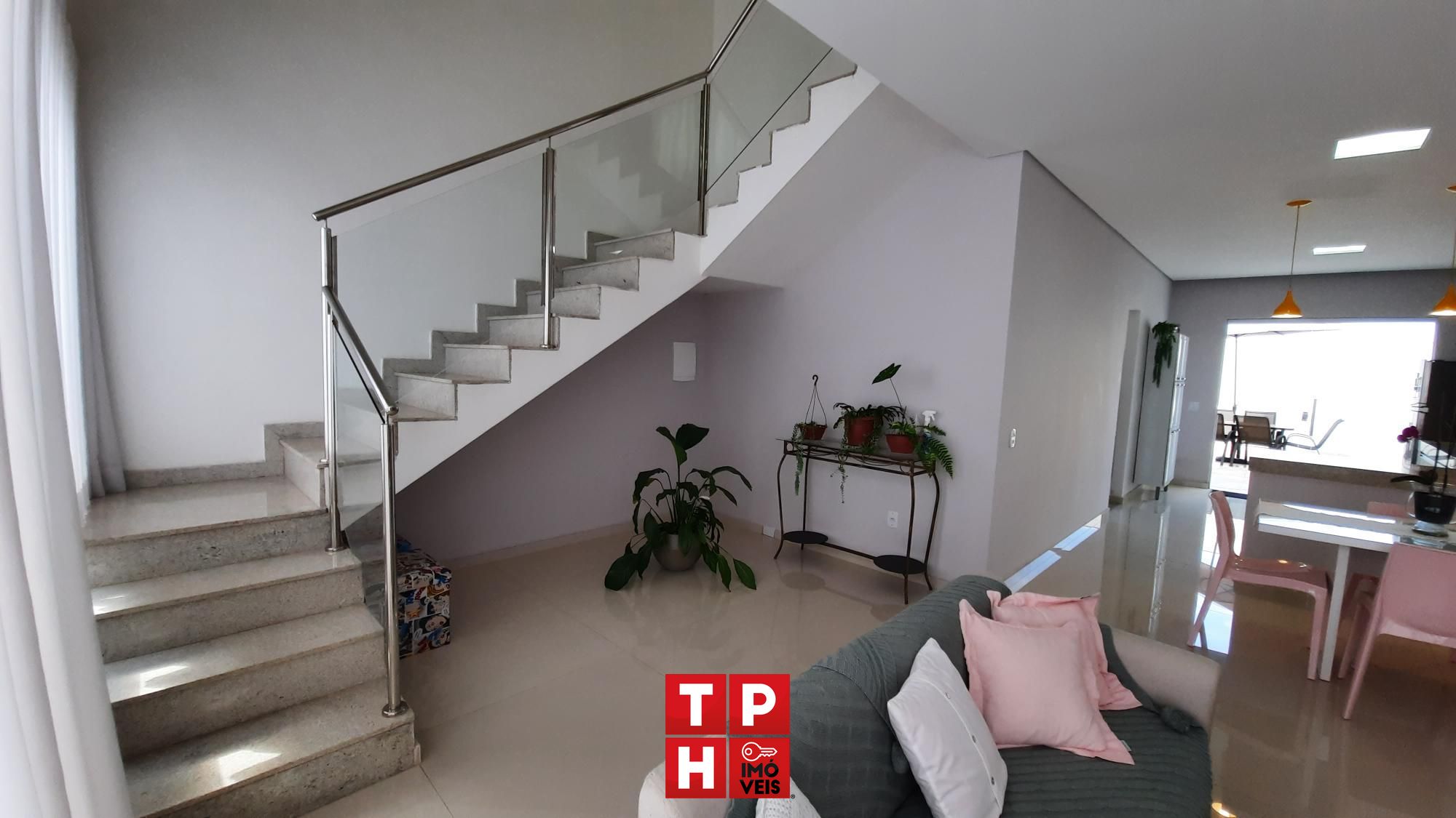 Casa à venda com 3 quartos, 178m² - Foto 13