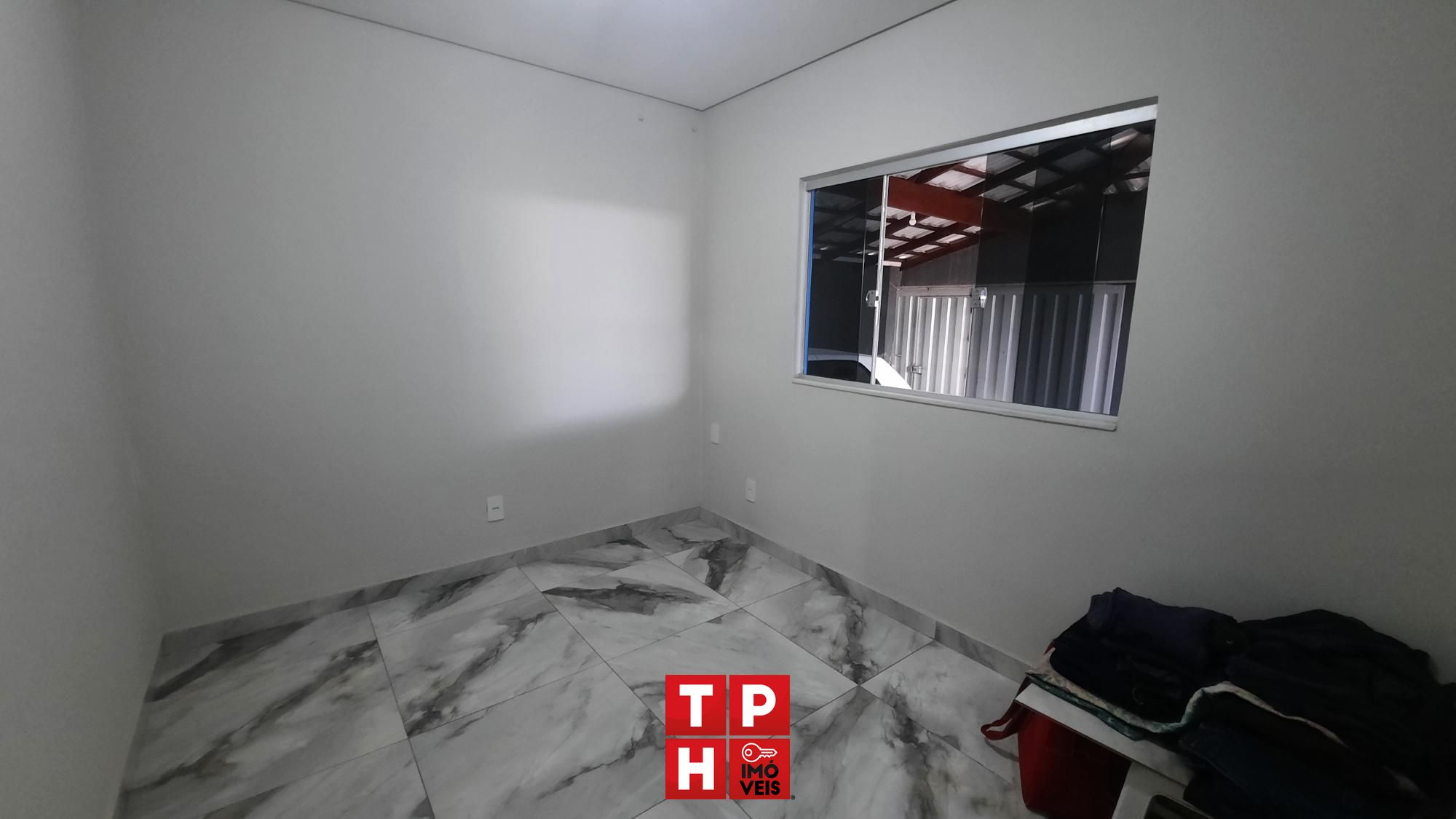 Casa à venda com 3 quartos, 62m² - Foto 4