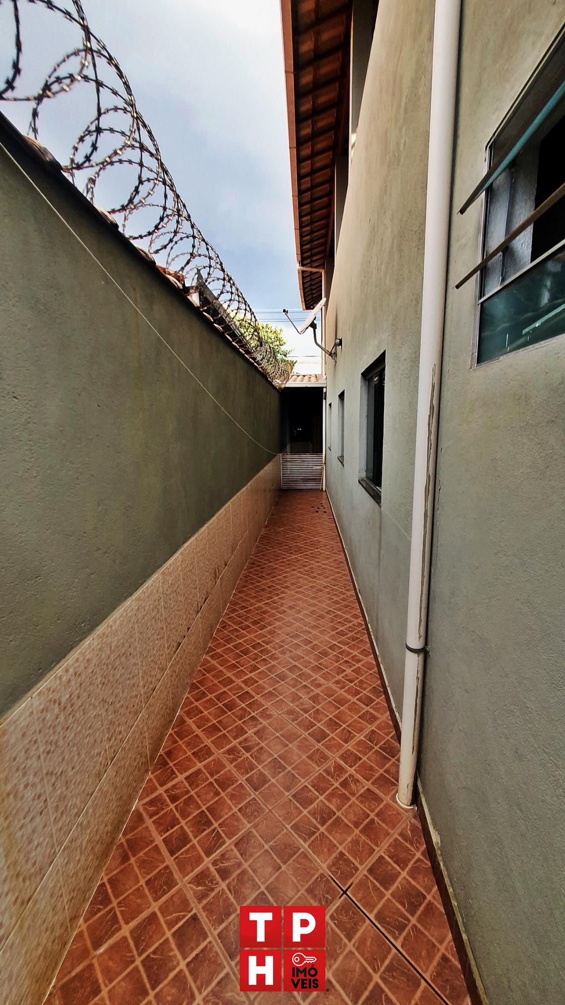 Casa à venda com 4 quartos, 215m² - Foto 19