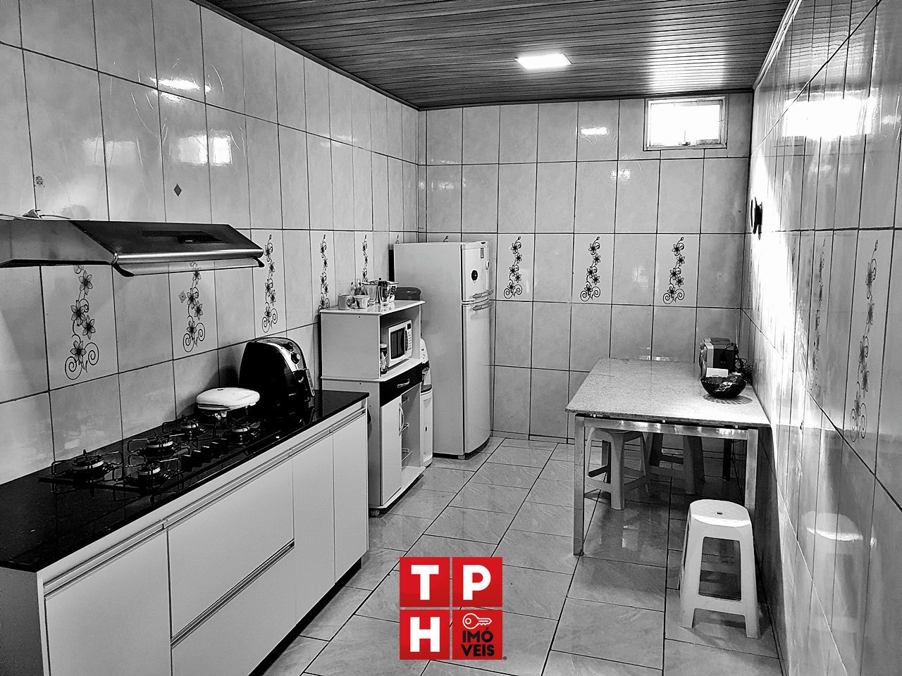 Casa à venda com 3 quartos, 100m² - Foto 9