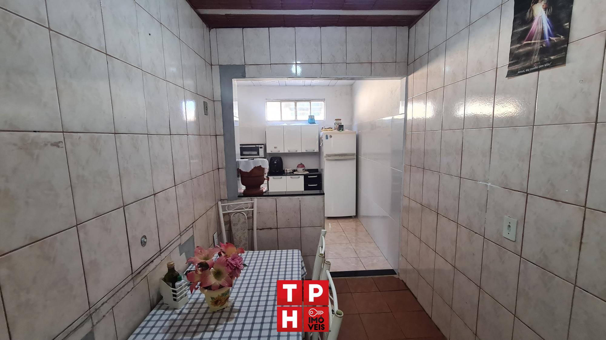 Casa à venda com 3 quartos, 64m² - Foto 3