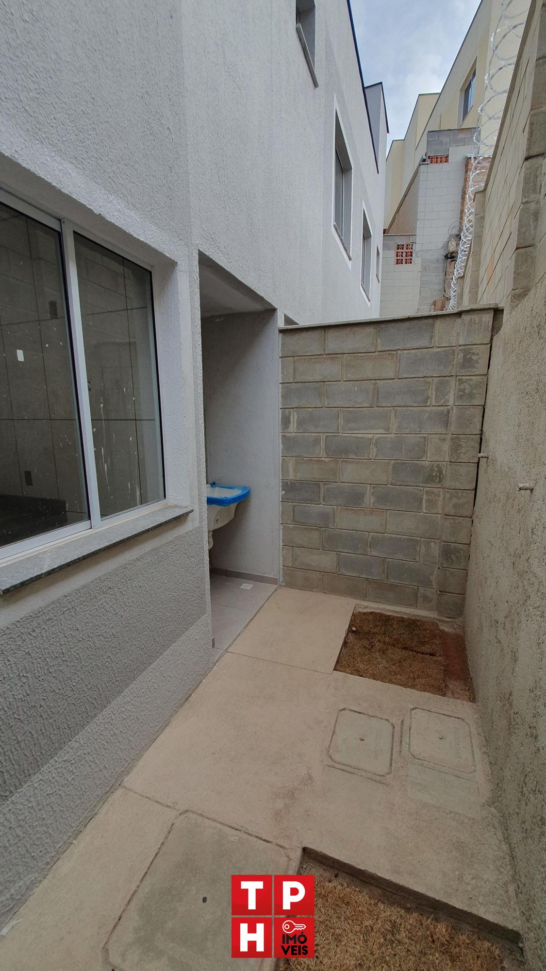 Casa à venda com 2 quartos, 51m² - Foto 7