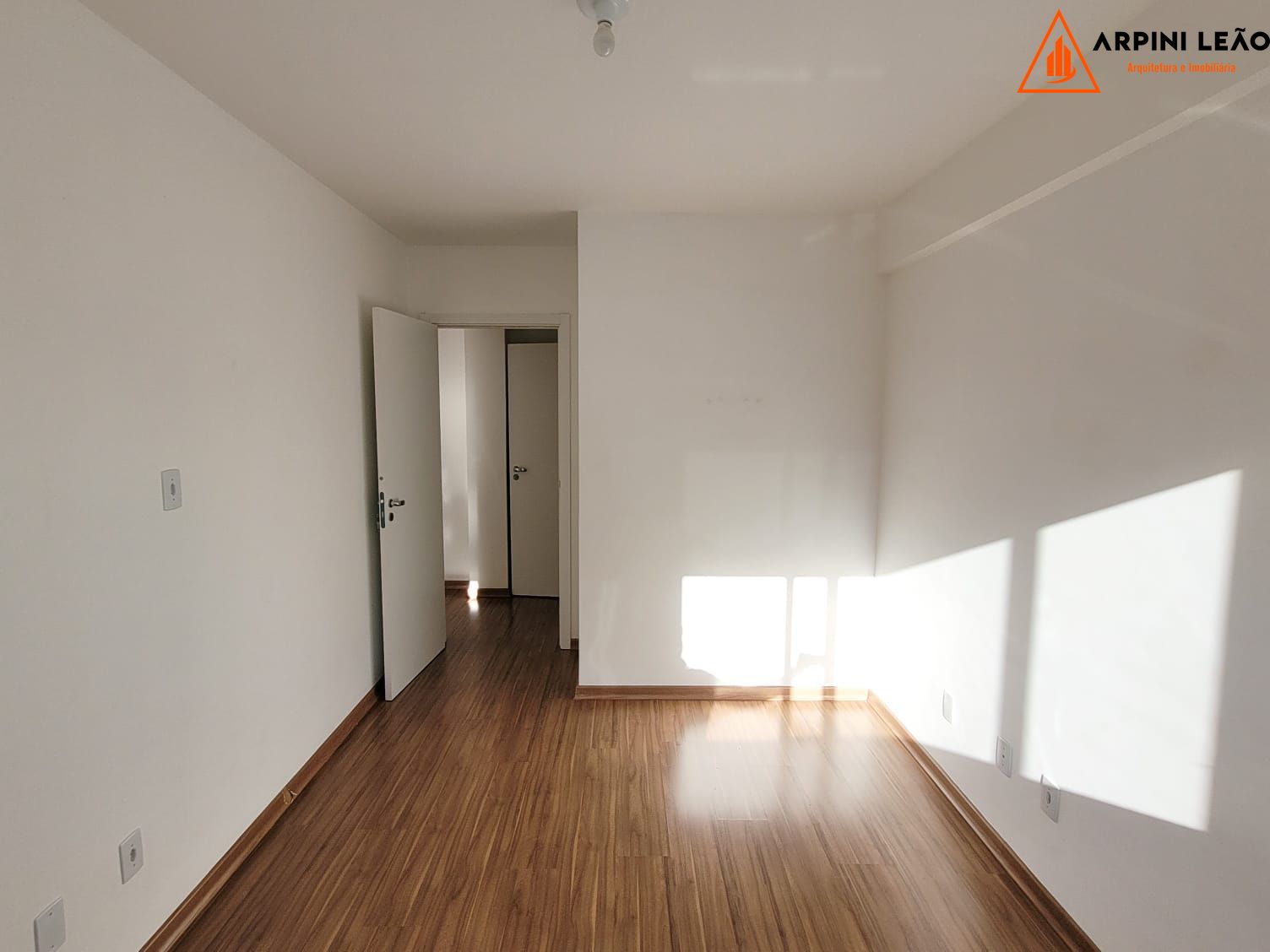 Apartamento à venda com 1 quarto, 43m² - Foto 7