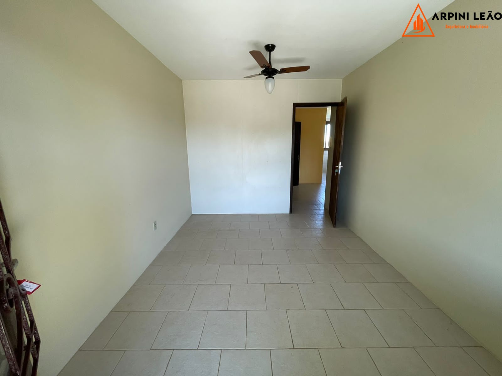 Apartamento à venda com 2 quartos, 62m² - Foto 9