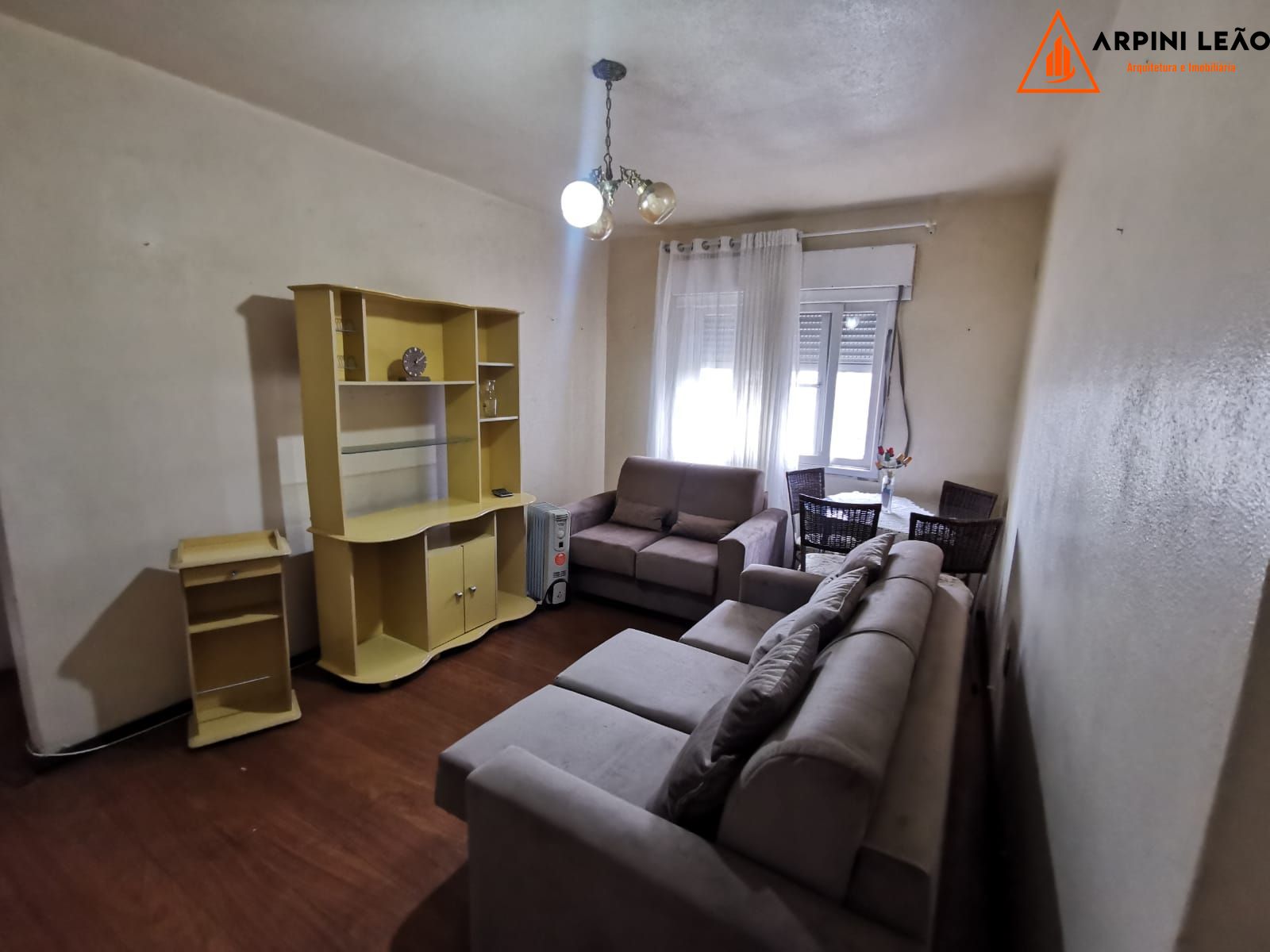 Apartamento à venda com 2 quartos, 67m² - Foto 1