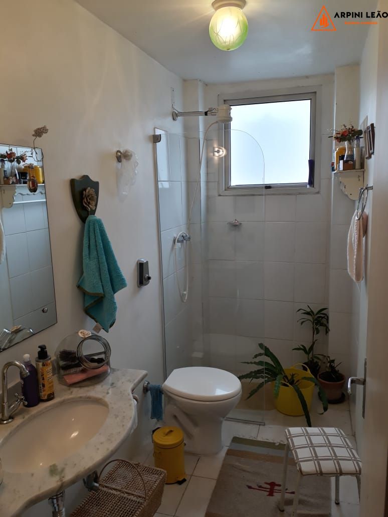 Apartamento à venda com 3 quartos, 157m² - Foto 7