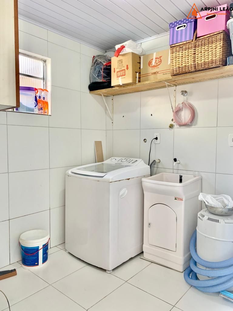 Casa, 5 quartos, 200 m² - Foto 29