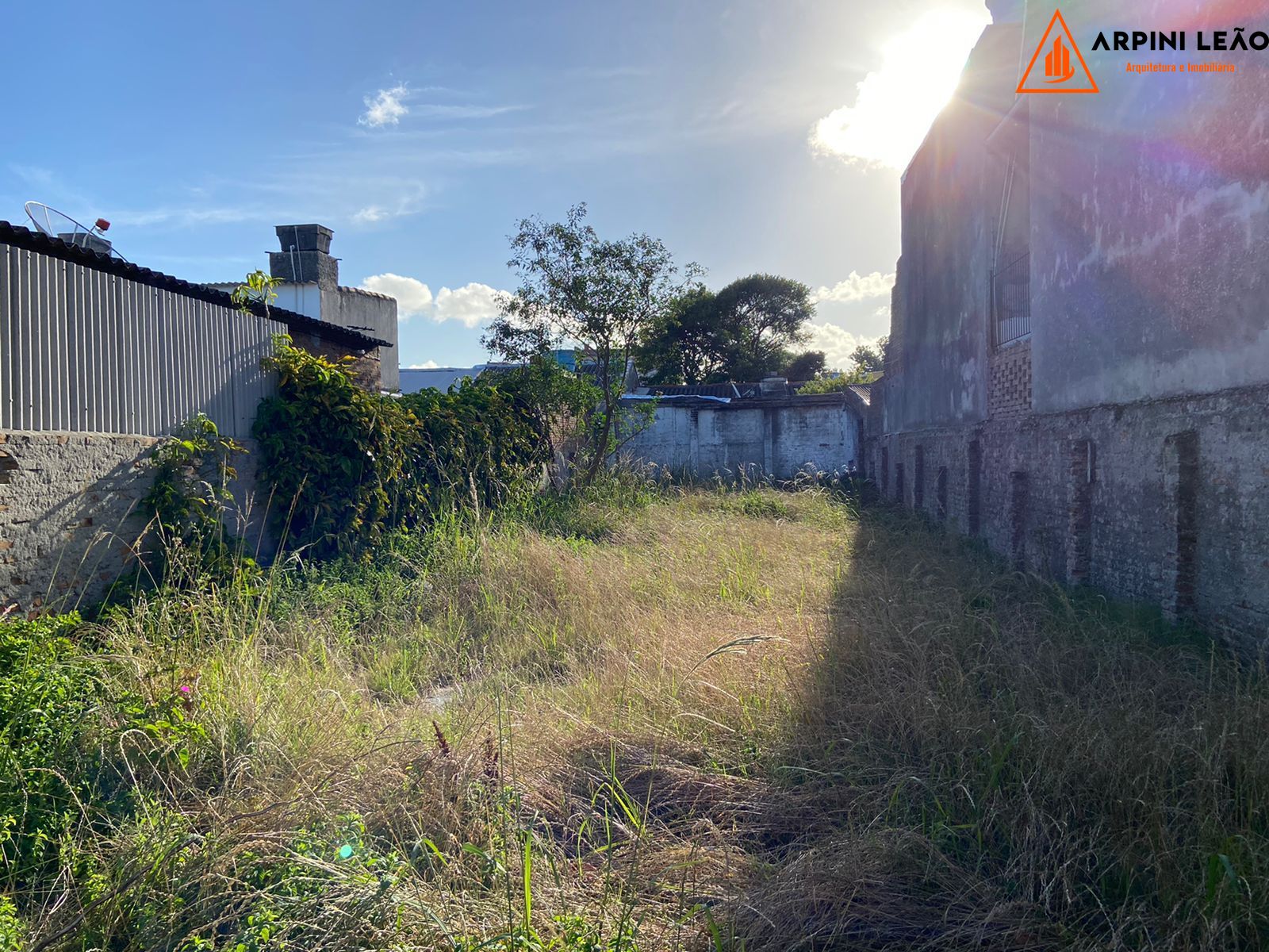 Terreno, 210 m² - Foto 1