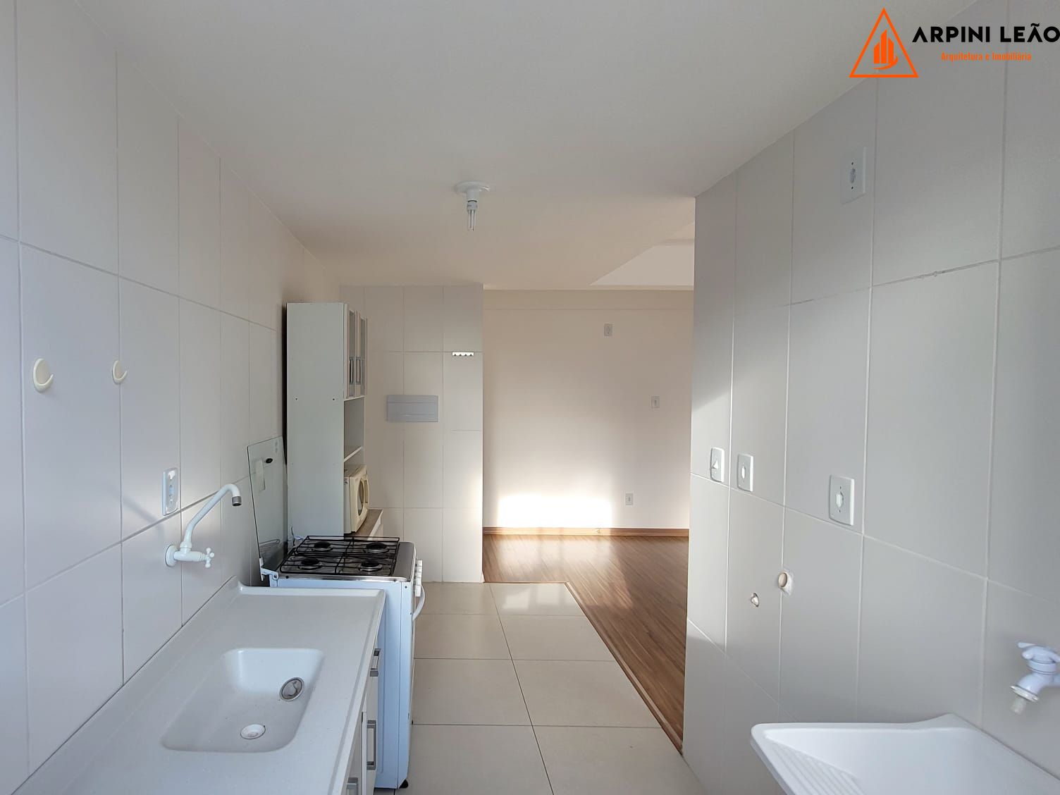 Apartamento à venda com 1 quarto, 43m² - Foto 5