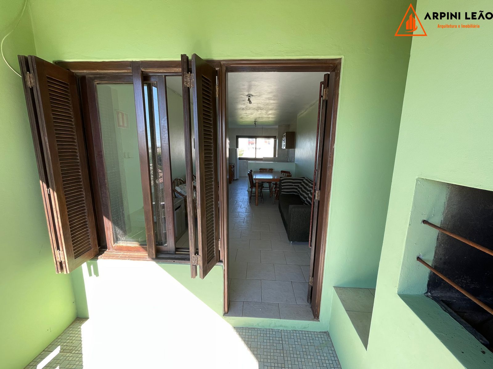 Apartamento à venda com 2 quartos, 59m² - Foto 2