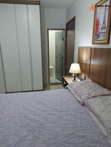 Apartamento à venda com 2 quartos, 72m² - Foto 7