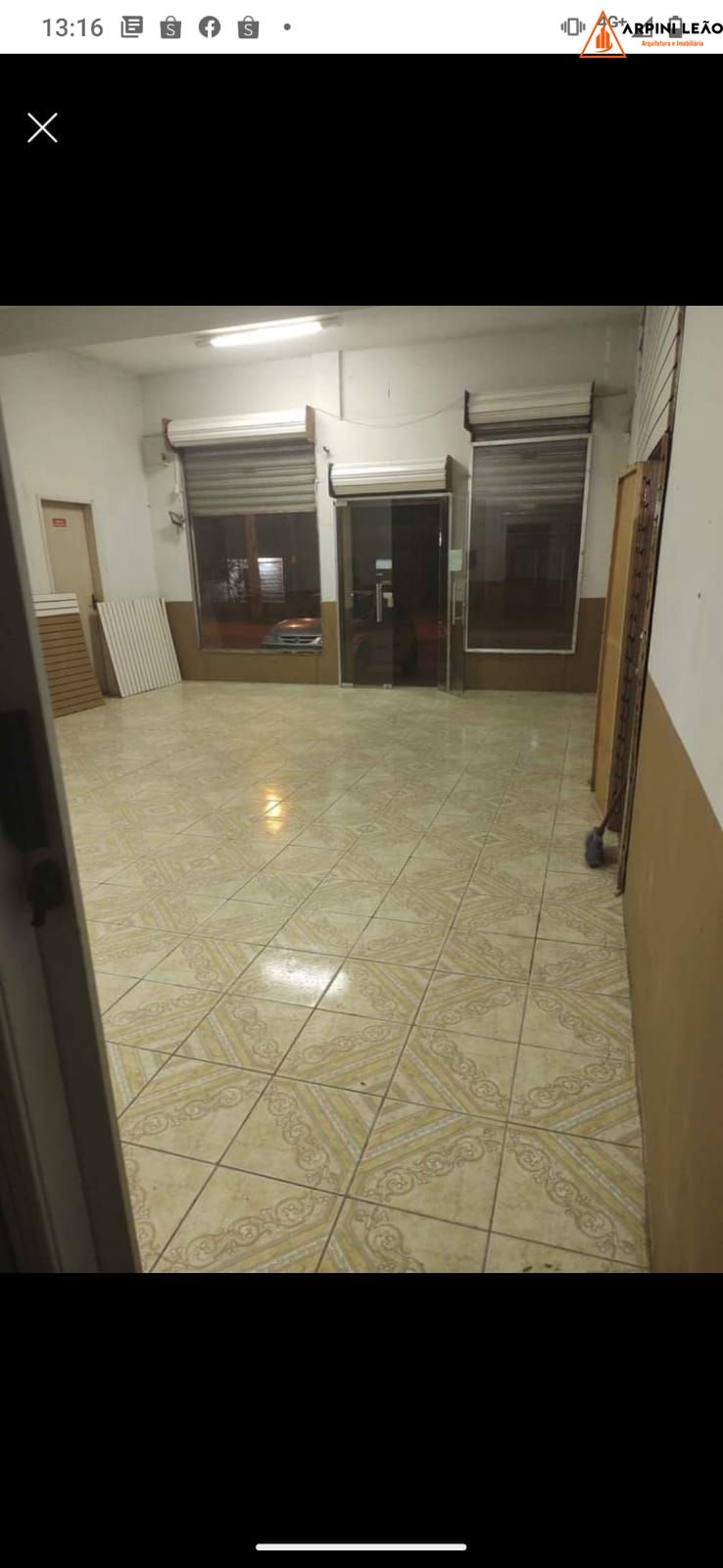 Casa à venda com 4 quartos, 300m² - Foto 2