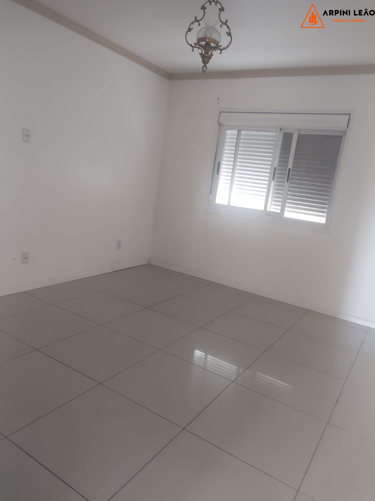 Casa à venda com 4 quartos, 300m² - Foto 6