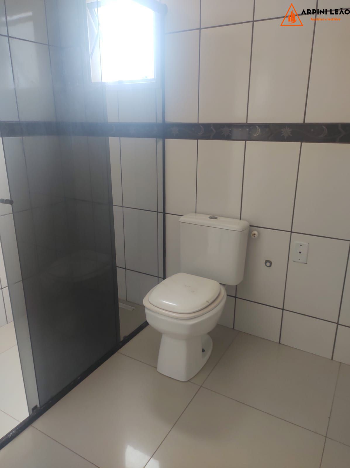 Casa à venda com 4 quartos, 300m² - Foto 9