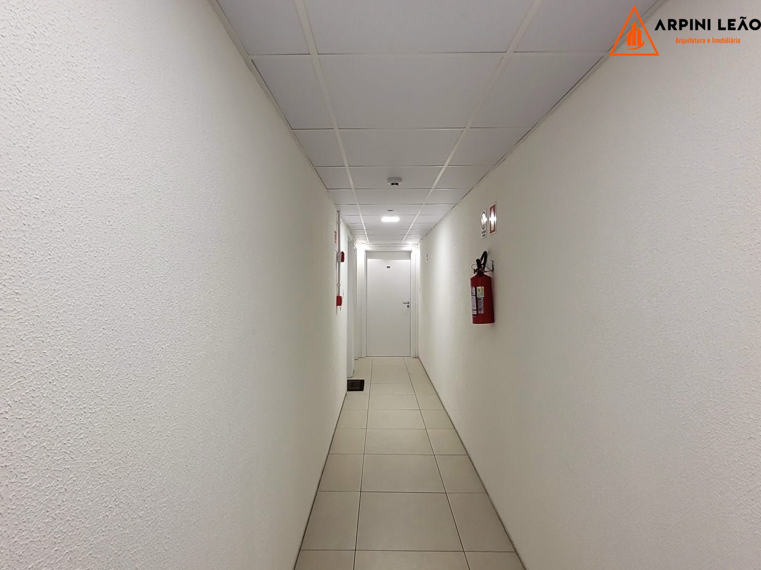 Apartamento à venda com 1 quarto, 43m² - Foto 11