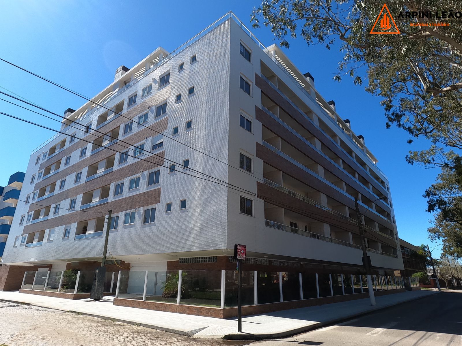 Apartamento à venda com 1 quarto, 43m² - Foto 2