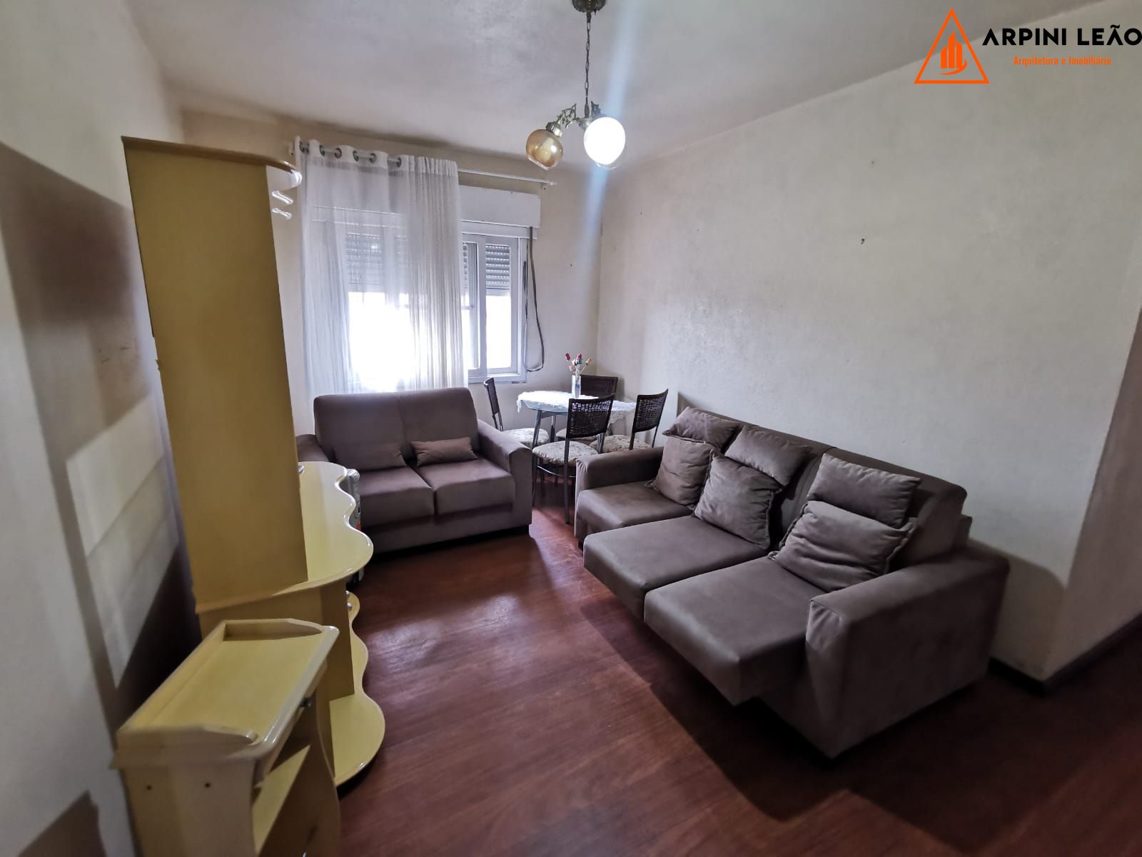 Apartamento à venda com 2 quartos, 67m² - Foto 2