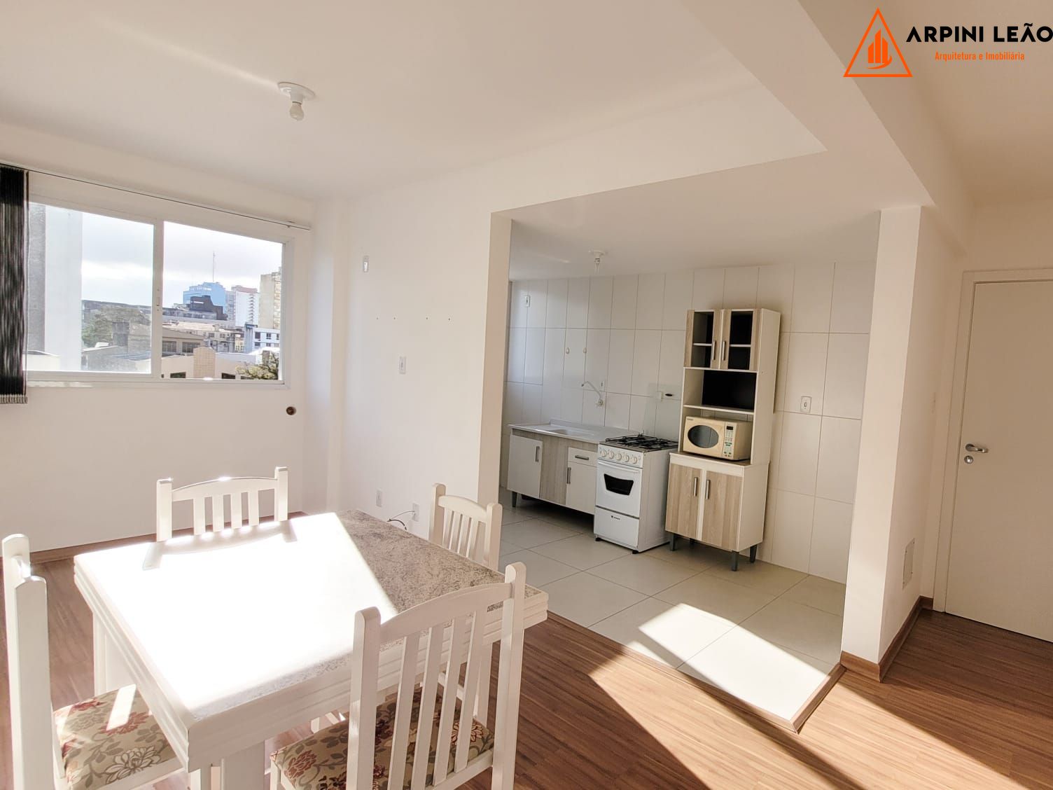 Apartamento, 1 quarto, 43 m² - Foto 2