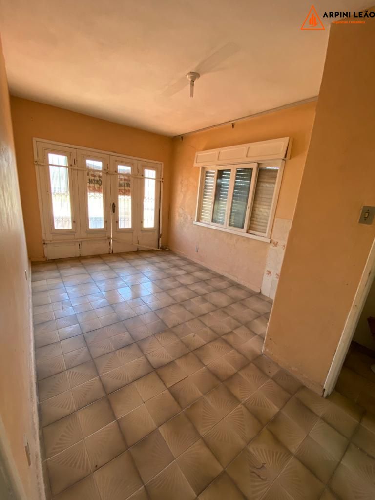 Casa à venda com 2 quartos, 144m² - Foto 3