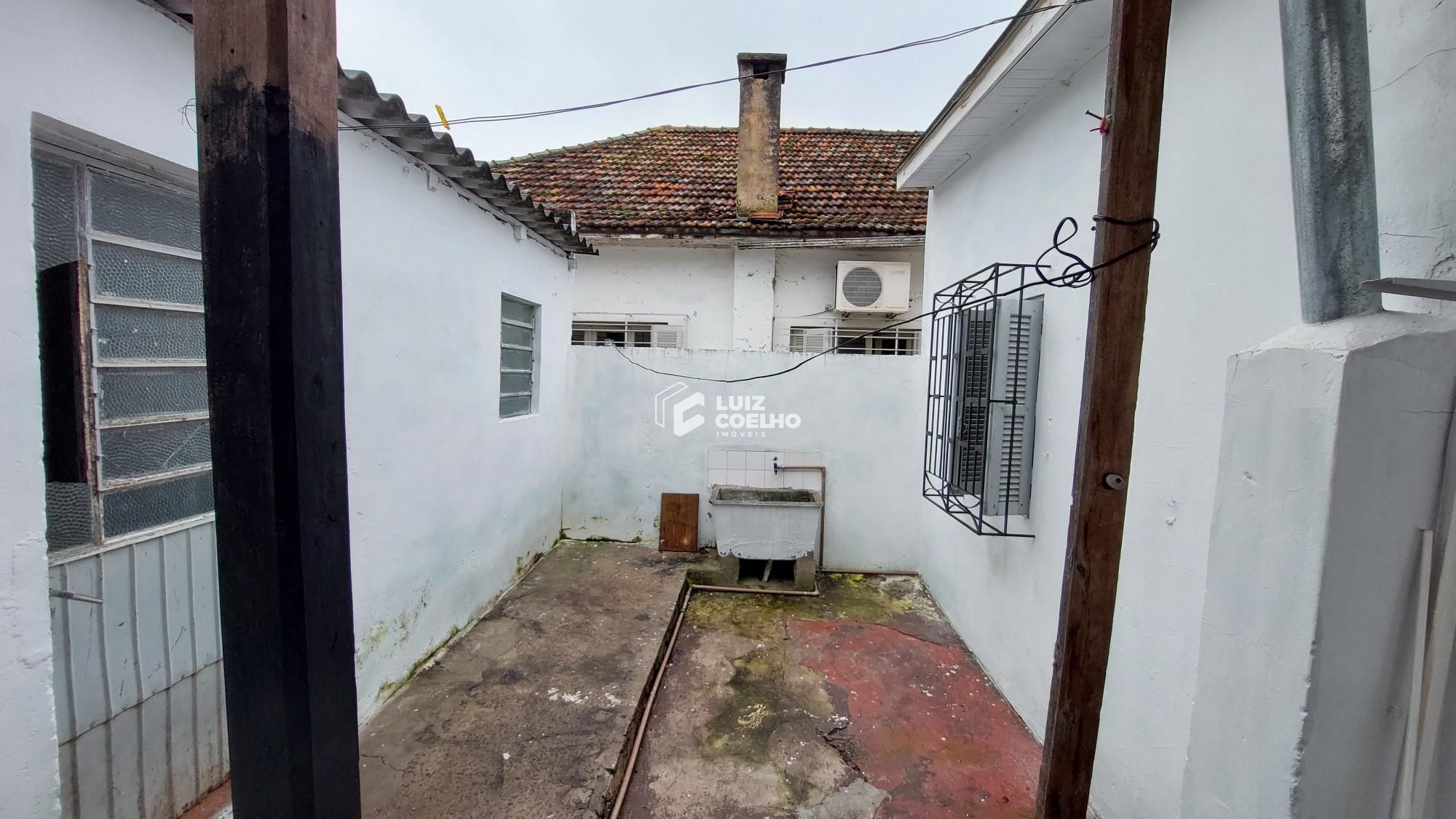 ÁREA DE SERVIÇO