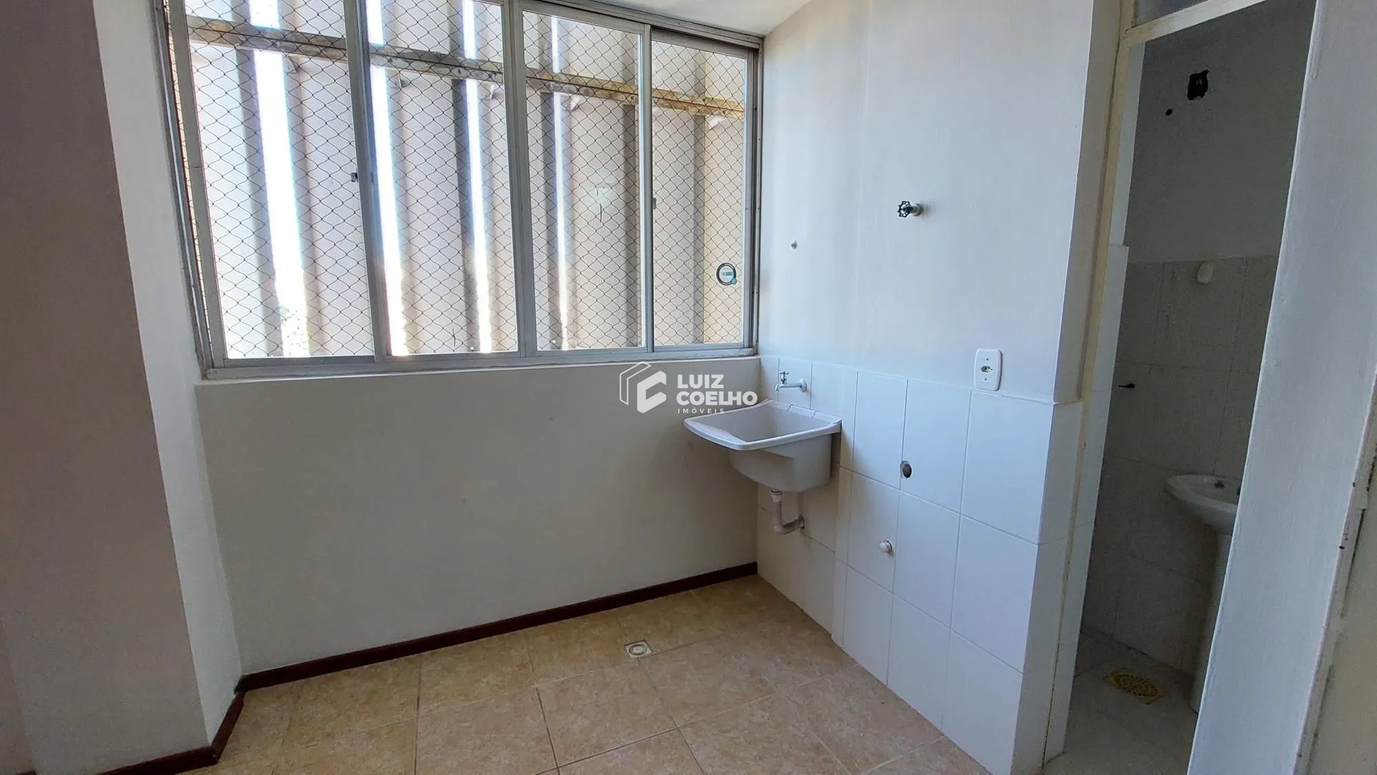 AREA DE SERV