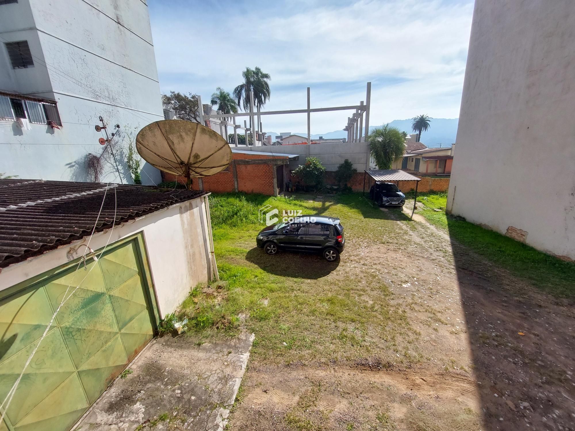 PÁTIO - GARAGEM