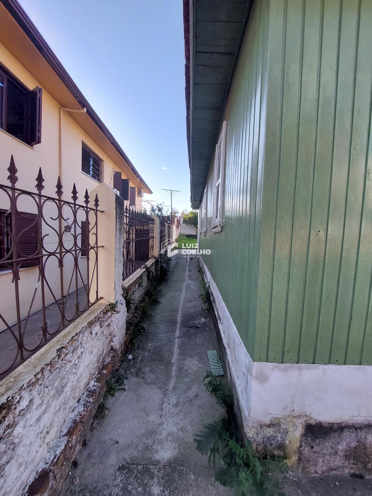 COREDOR LATERAL