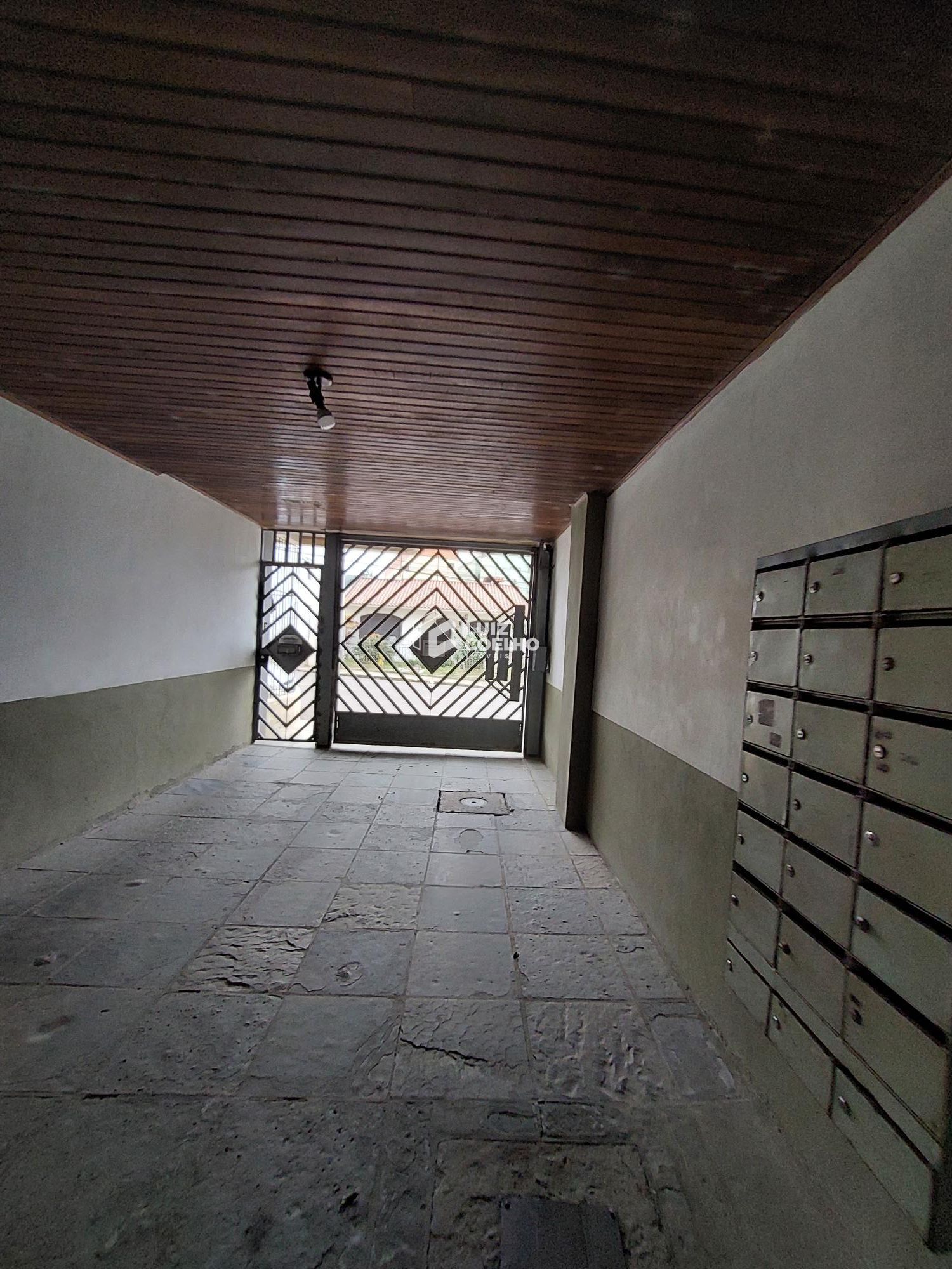 ACESSO A GARAGEM
