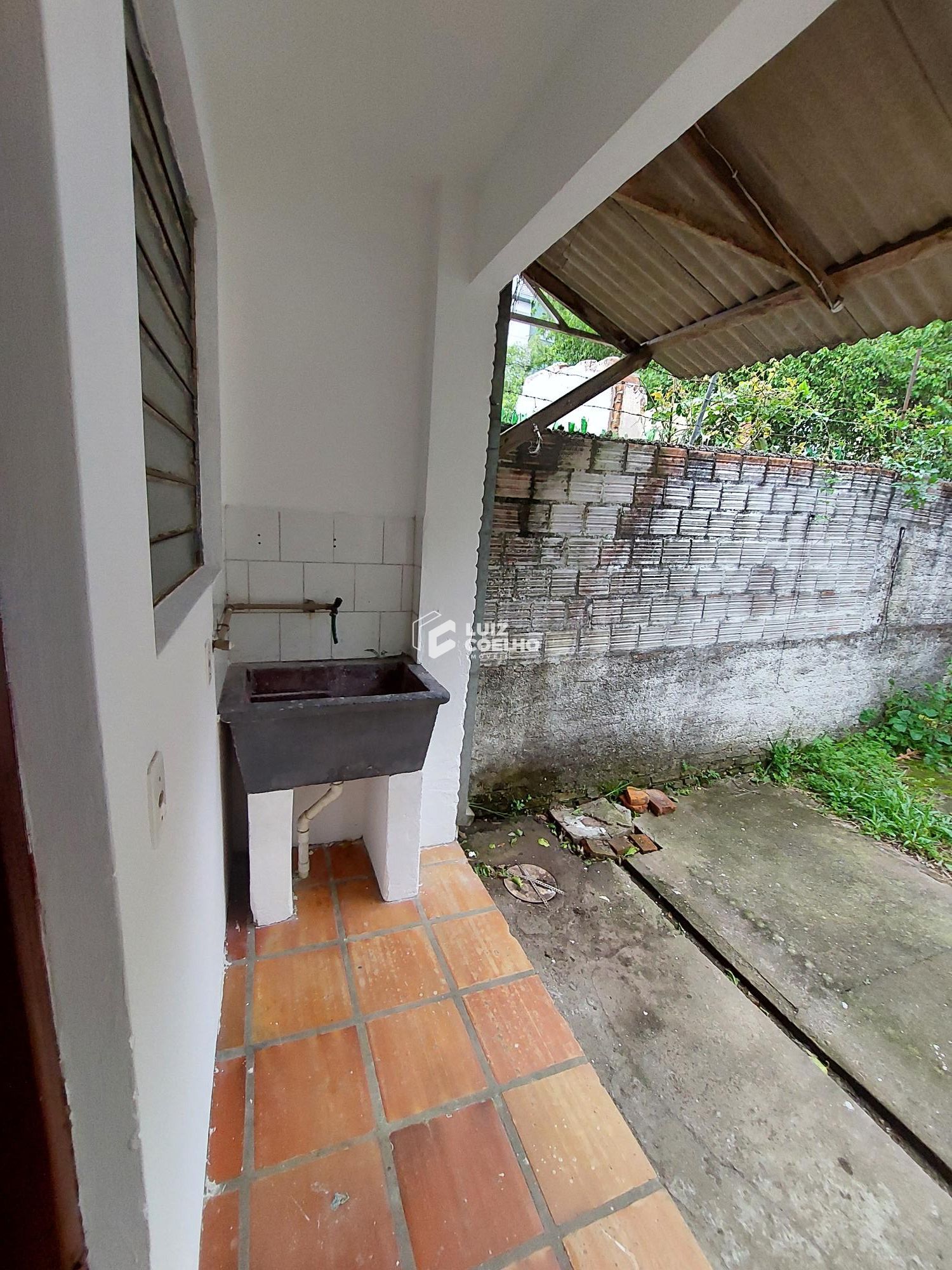 ÁREA DE SERVIÇO