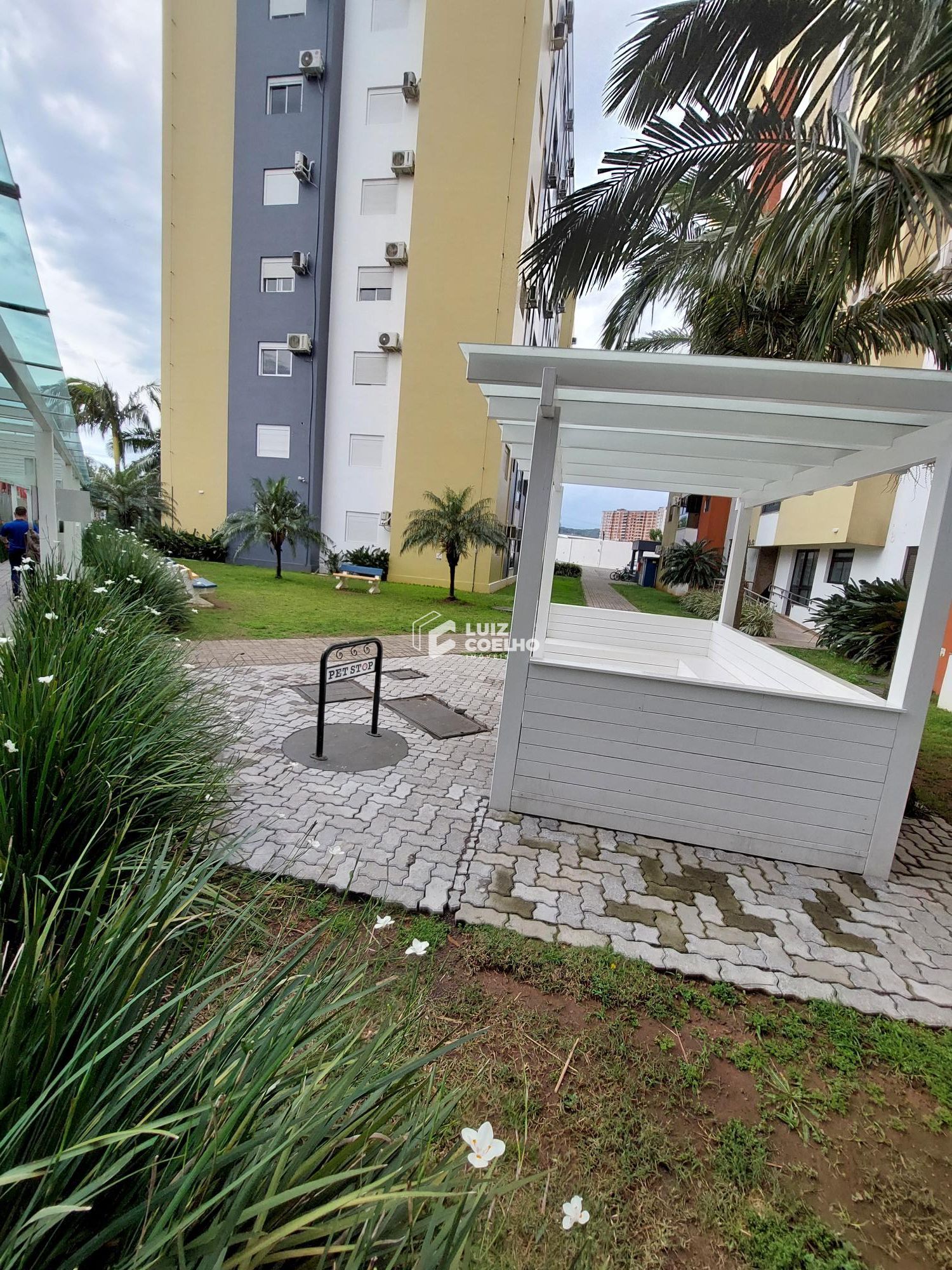 ÁREA DE LAZER